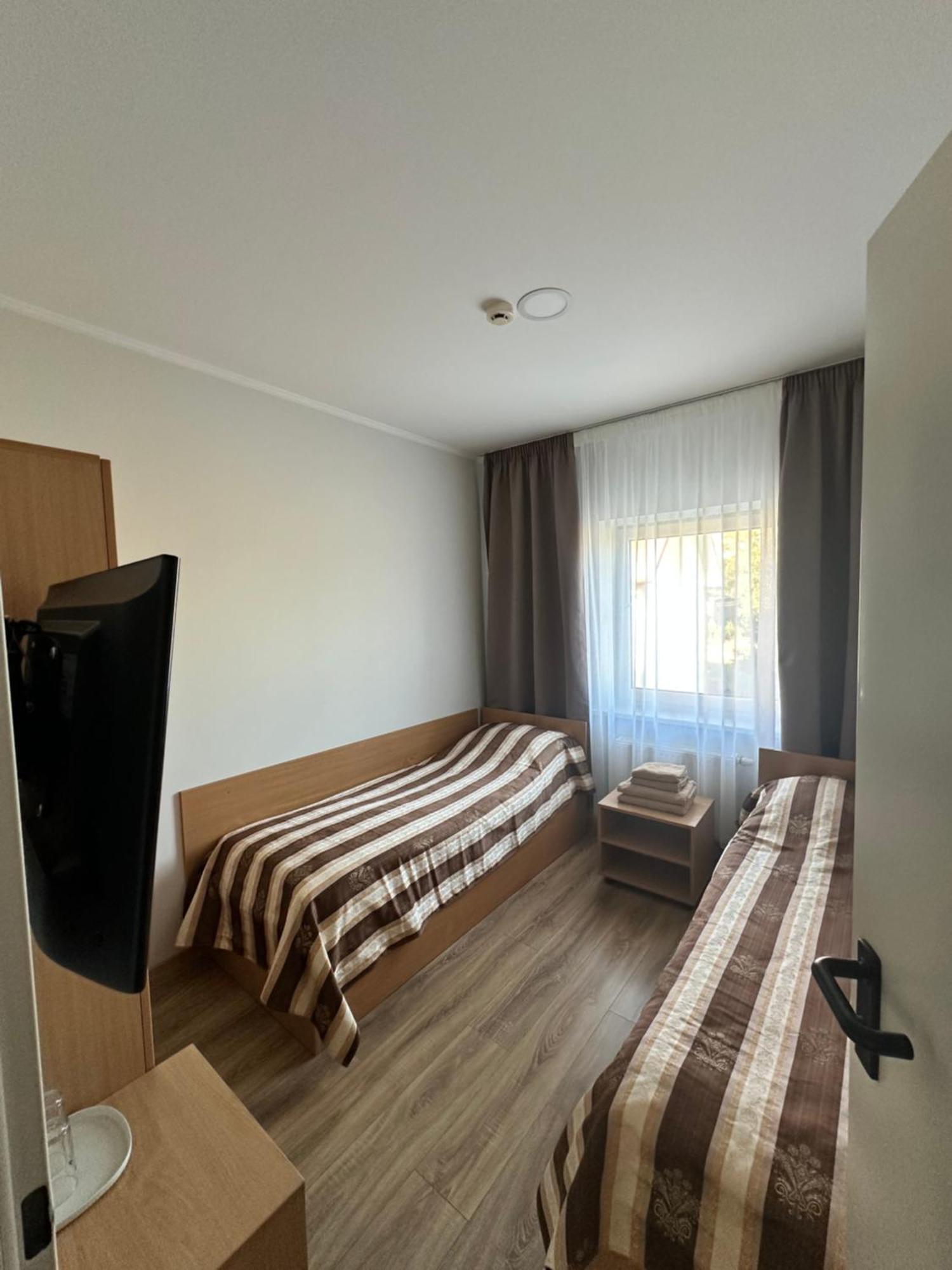 Motel Armenia à Garliava Extérieur photo