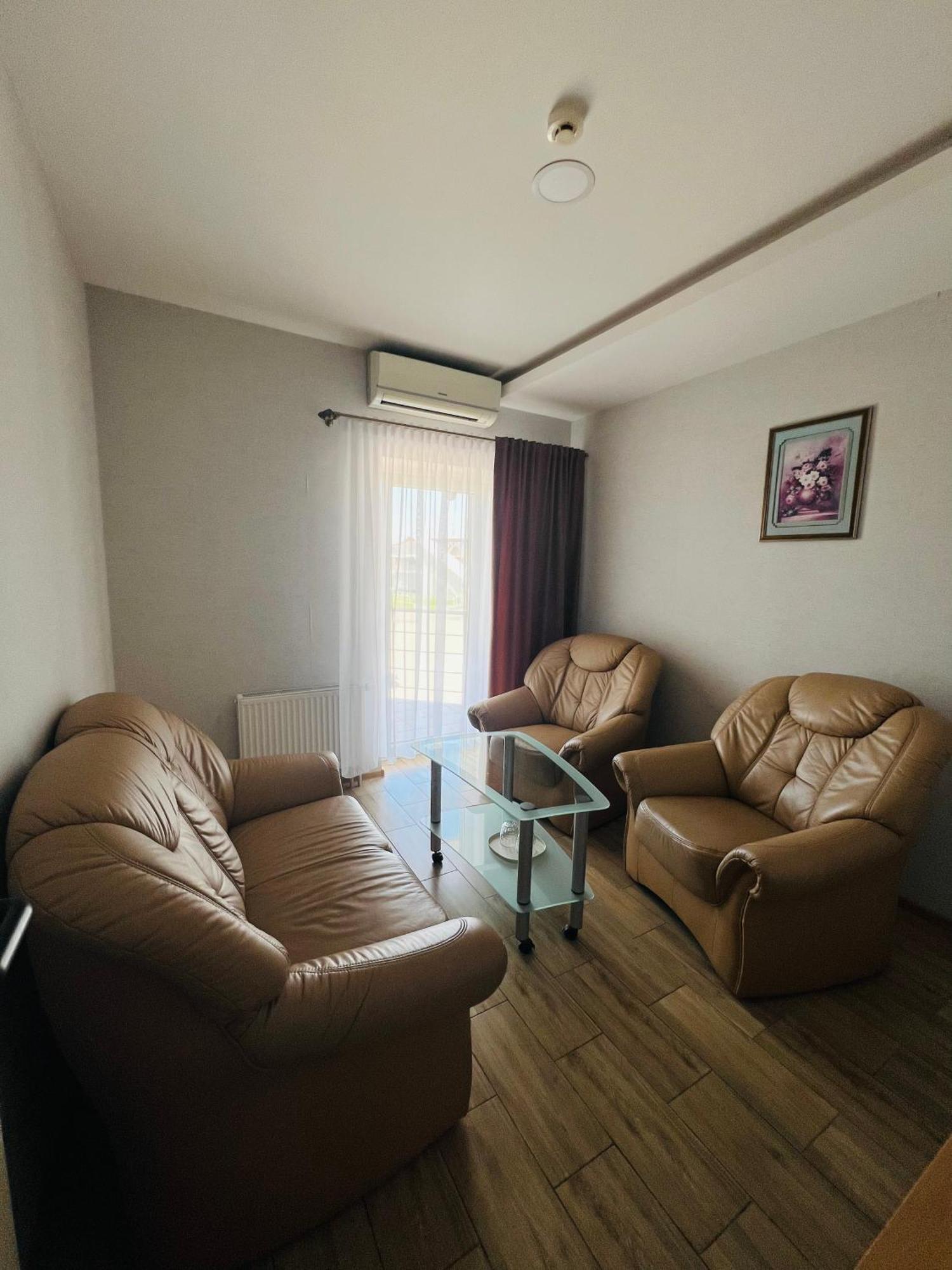 Motel Armenia à Garliava Extérieur photo